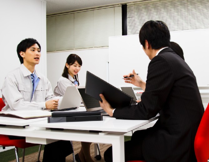 採用情報